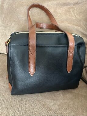 Fossil Sydney Satchel Crossbody